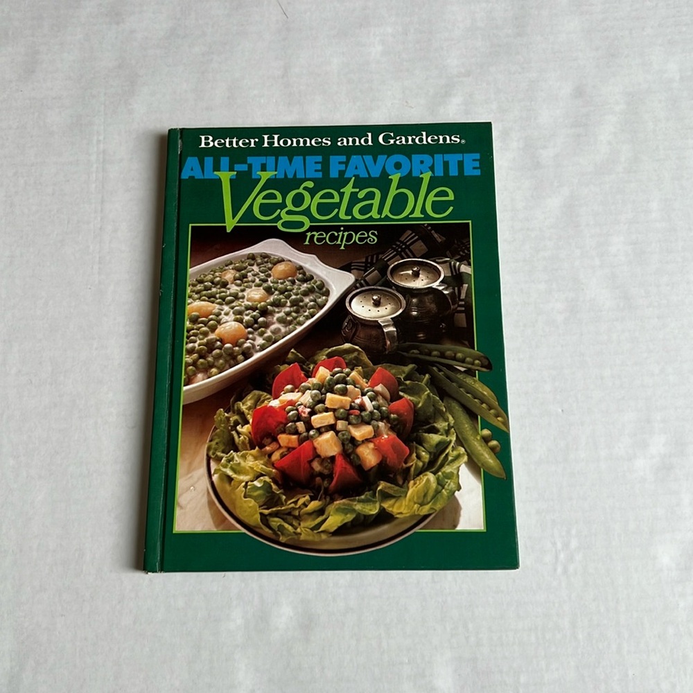 1977 Vintage Better Homes & Gardens Vegtable Cookbook -GUC